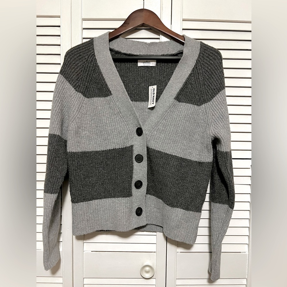 NWT Old Navy Shaker Cardigan Sweater Gray Striped color block button XS v-neck